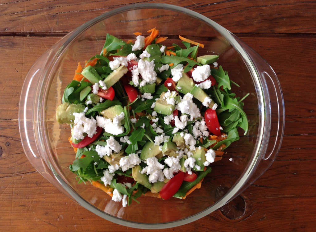 rocket salad with avocado and goat cheese