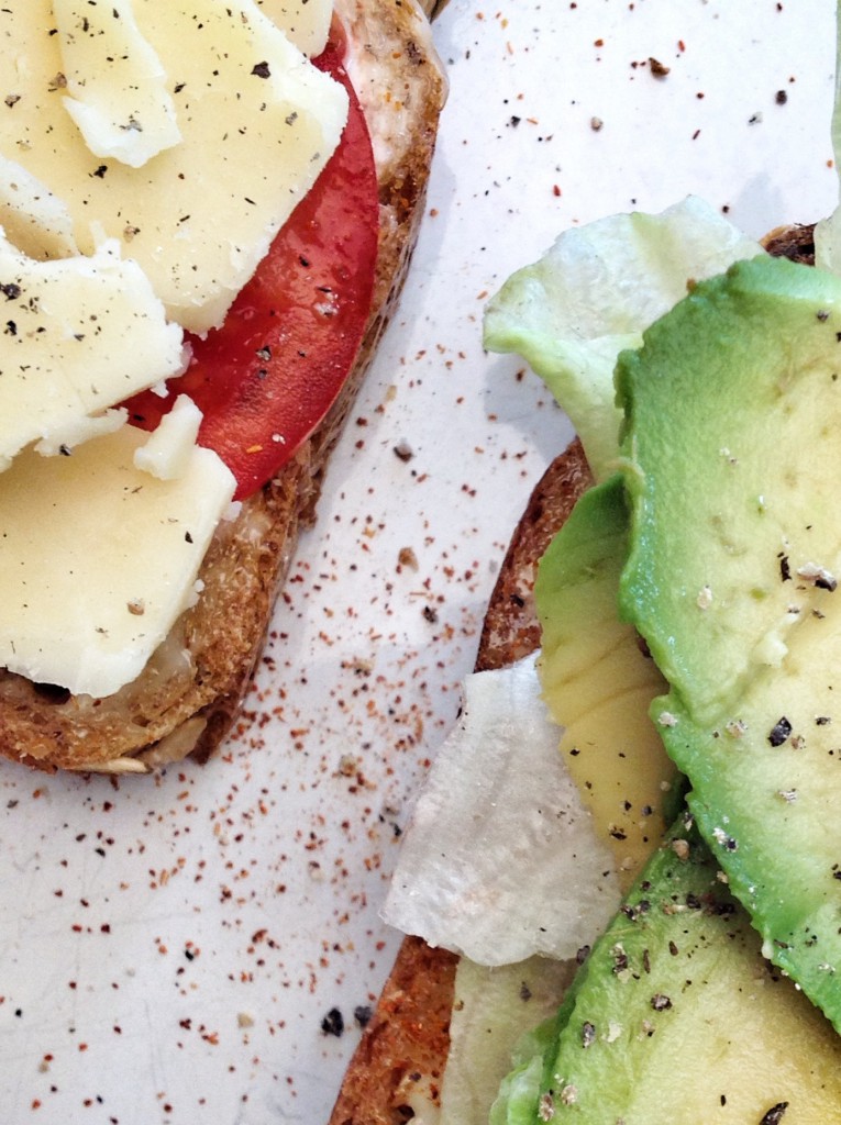 cheese tomato and avocado sandwich